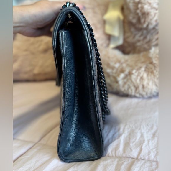 SAINT LAURENT YSL BLACK LARGE ENVELOPE FLAP SHOULDER BAG. - Picture 7 of 9